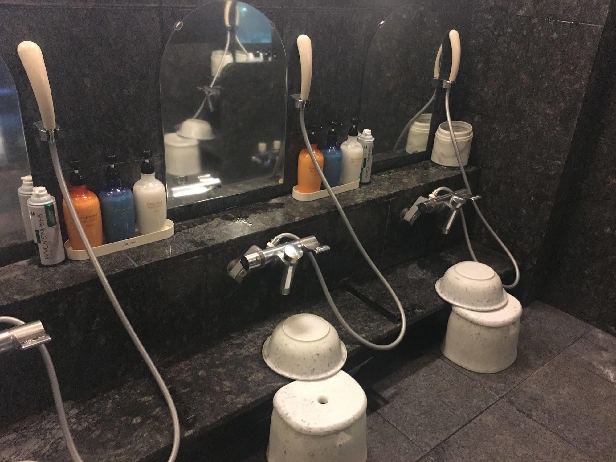 Hotel Route-Inn Tosu Ekimae Dış mekan fotoğraf